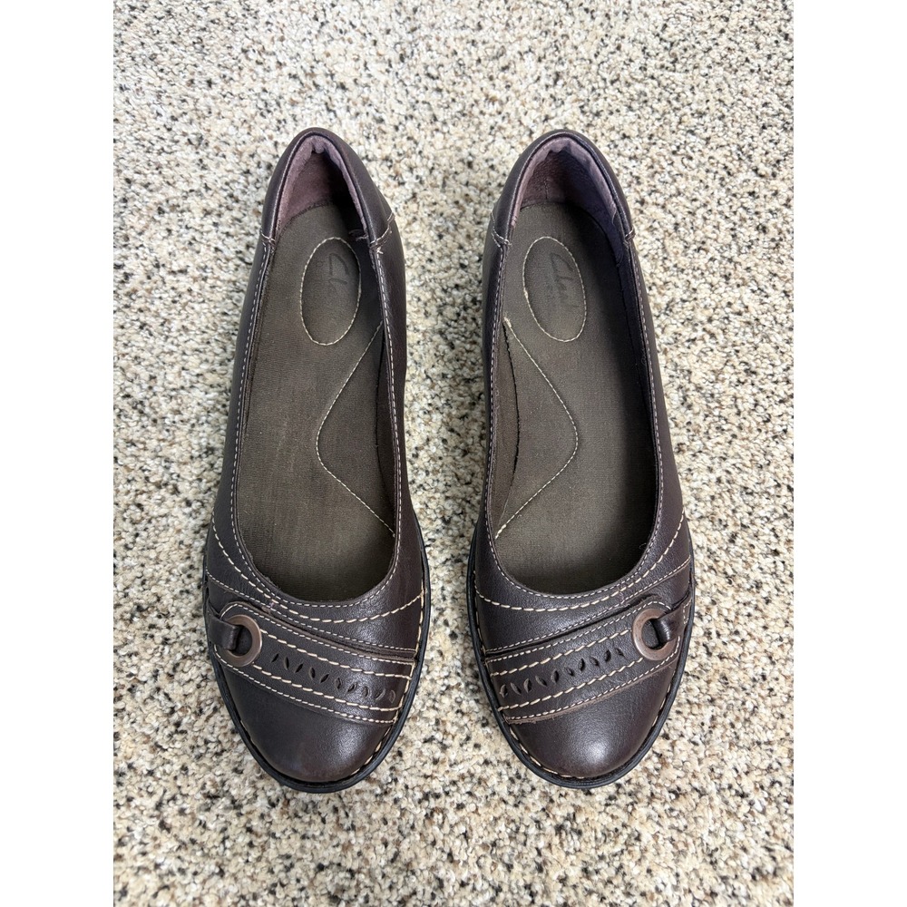 Clarks Flats Womens 9M Comfort Leather Contrast Stitch Slip On Brown